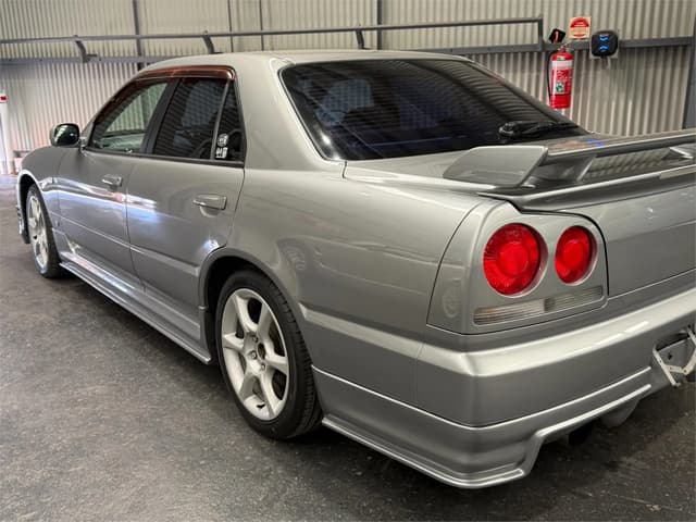 2000 Nissan Skyline JDM car for sale — photo 14 of 25