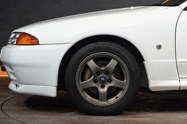 1993 Nissan Skyline JDM car for sale — photo 16 of 25