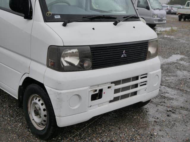 2002 Mitsubishi Minicab JDM car for sale — photo 11 of 25