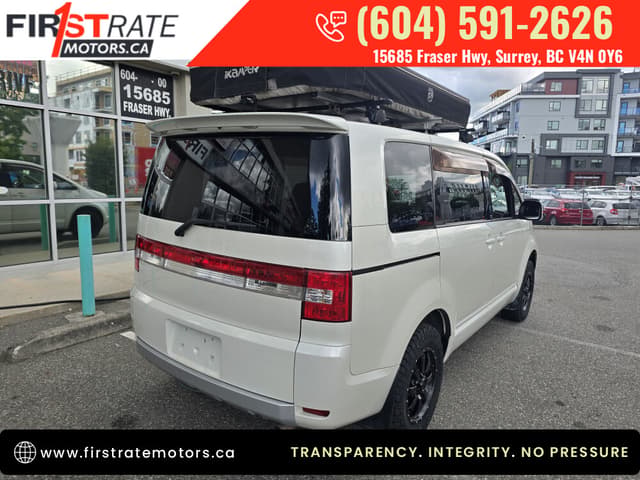 2009 Mitsubishi Delica JDM car for sale — photo 8 of 25