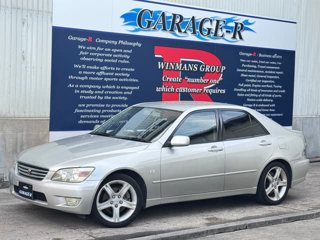 1998 Toyota Altezza JDM car for sale — photo 6 of 25