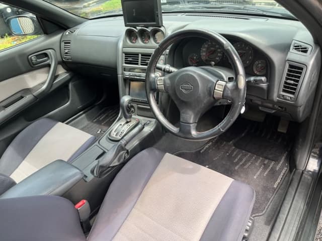 1998 Nissan Skyline JDM car for sale — photo 10 of 17