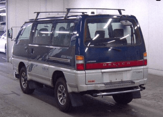 1997 Mitsubishi Delica JDM car for sale — photo 4 of 10