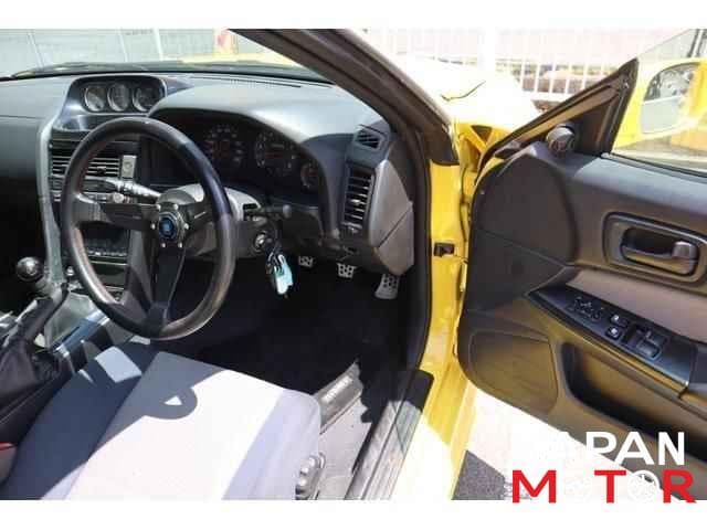 1998 Nissan Skyline JDM car for sale — photo 4 of 10