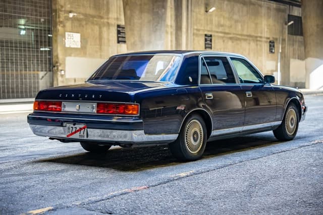 1994 Toyota Century JDM car for sale — photo 20 of 21