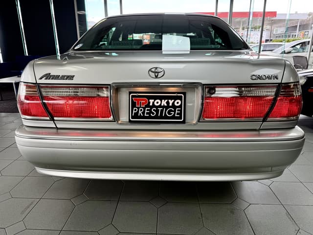 2000 Toyota Crown JDM car for sale — photo 4 of 5