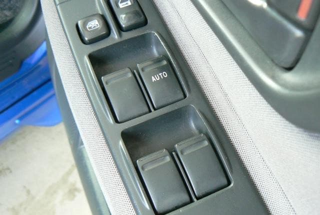 2005 Subaru Impreza JDM car for sale — photo 15 of 25