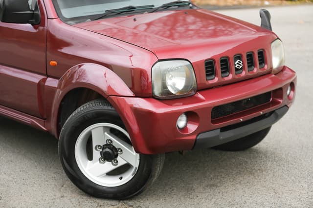 1998 Suzuki Jimny JDM car for sale — photo 16 of 25