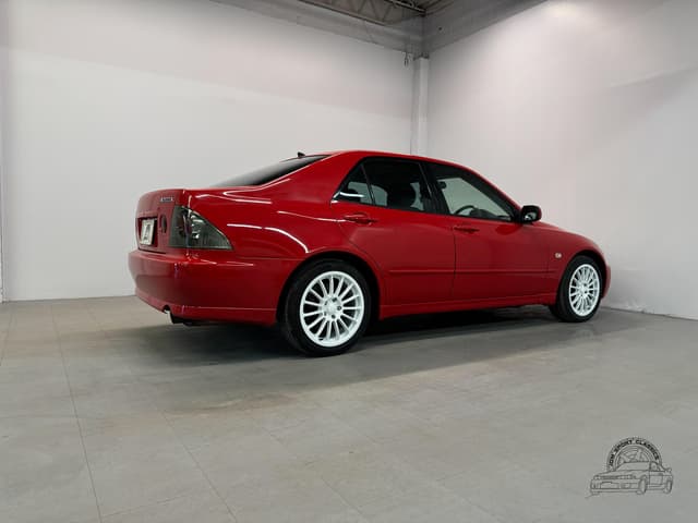 1999 Toyota Altezza JDM car for sale — photo 20 of 25