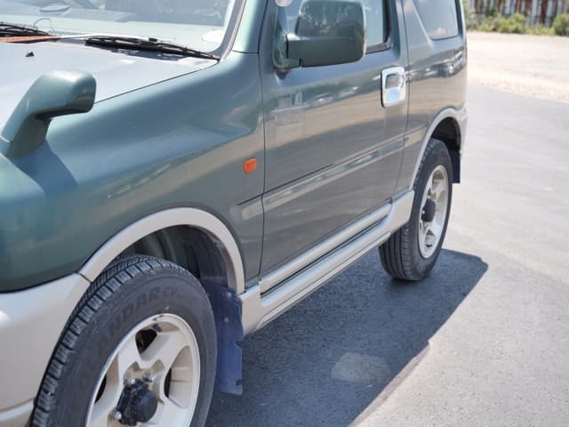 2001 Suzuki Jimny JDM car for sale — photo 9 of 25