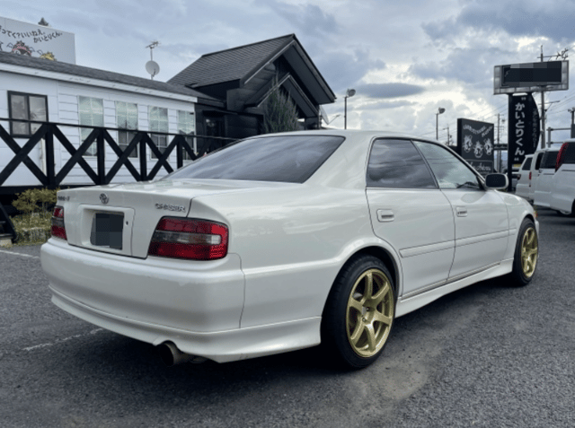 1998 Toyota Chaser JDM car for sale — photo 2 of 25