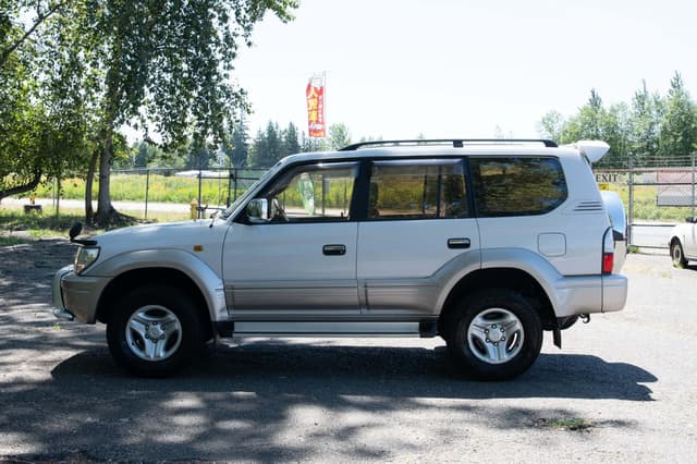 2001 Toyota Land Cruiser Prado JDM car for sale — photo 3 of 21
