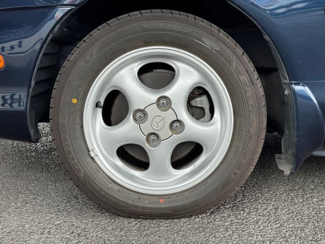 1998 Mazda Roadster (Eunos Roadster / MX-5) JDM car for sale — photo 22 of 25