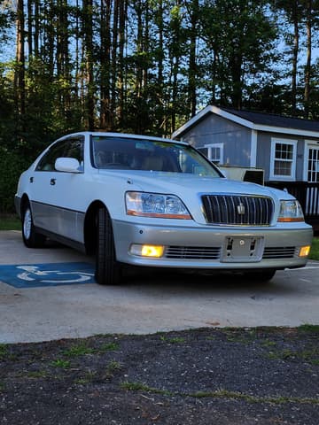 2001 Toyota Crown JDM car for sale — photo 5 of 21