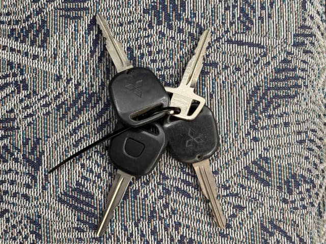 1998 Mitsubishi Pajero Mini JDM car for sale — photo 24 of 25