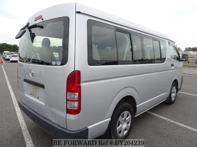 2005 Toyota HiAce JDM car for sale — photo 5 of 25