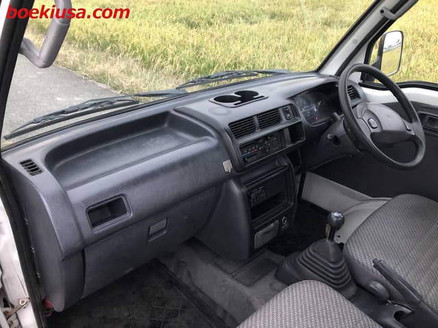 2000 Daihatsu Hijet JDM car for sale — photo 9 of 22