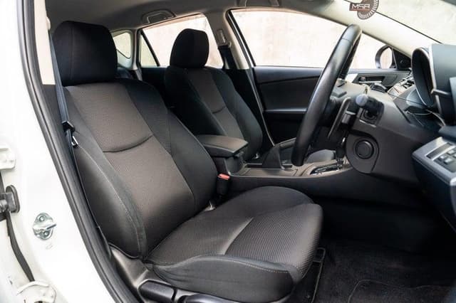 2012 Mazda Axela JDM car for sale — photo 17 of 18