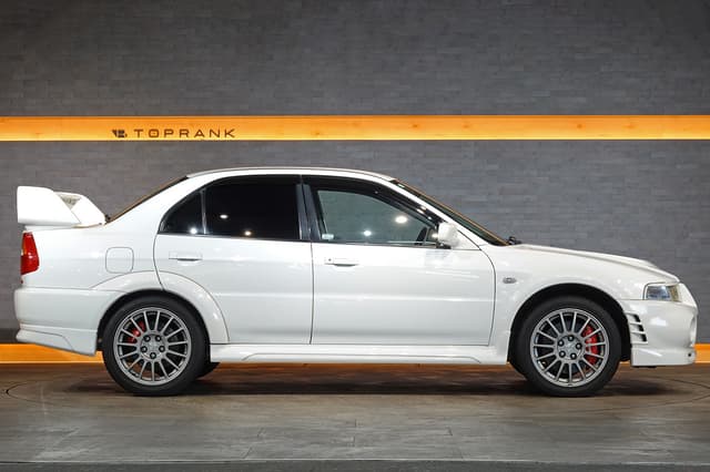 1999 Mitsubishi Lancer Evolution JDM car for sale — photo 20 of 25