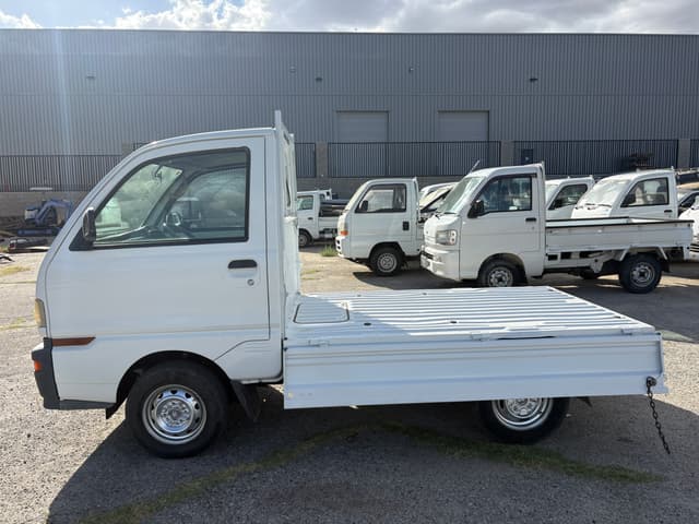 1997 Mitsubishi Minicab JDM car for sale — photo 10 of 25