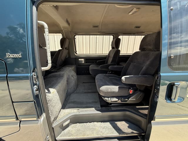 1990 Mitsubishi Delica JDM car for sale — photo 12 of 20