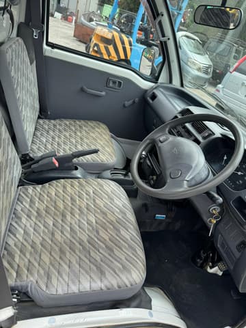 2001 Daihatsu Hijet JDM car for sale — photo 6 of 10