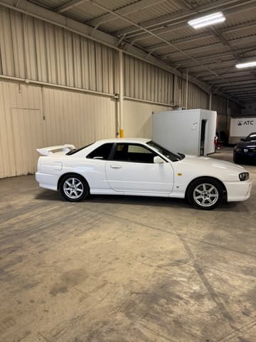 1998 Nissan Skyline JDM car for sale — photo 5 of 25