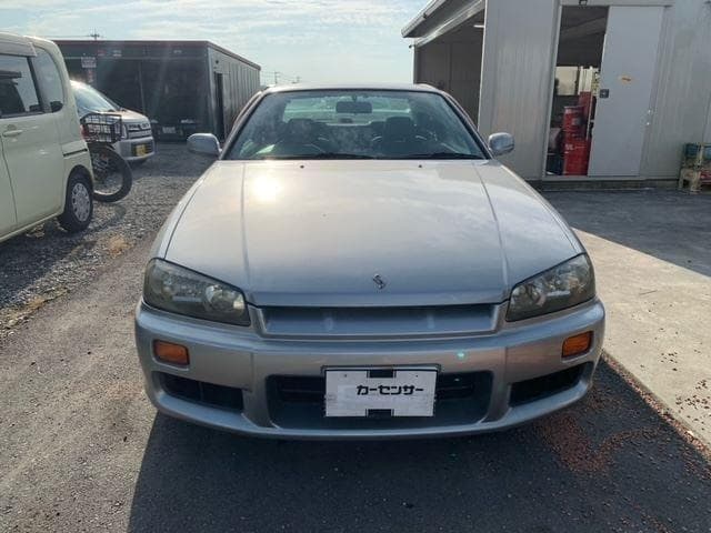 1998 Nissan Skyline JDM car for sale — photo 9 of 12