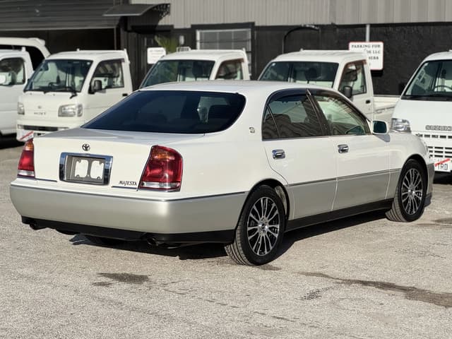 1999 Toyota Majesta JDM car for sale — photo 14 of 24