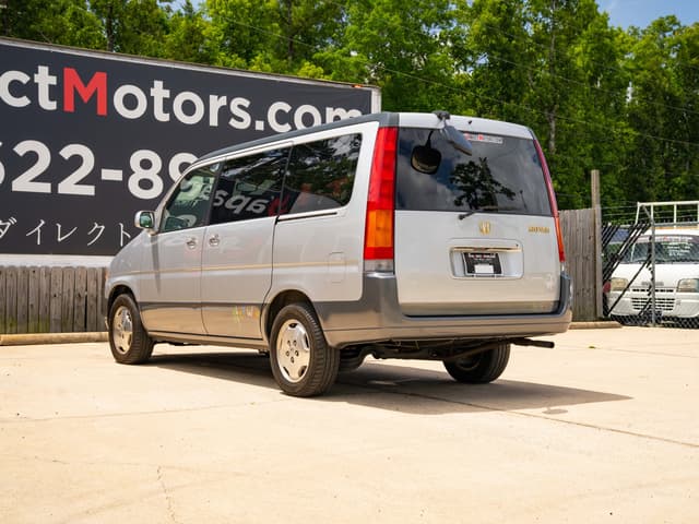 1997 Honda Stepwagon JDM car for sale — photo 9 of 15