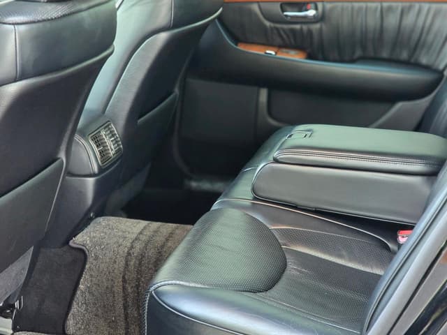 2000 Toyota Celsior JDM car for sale — photo 16 of 25
