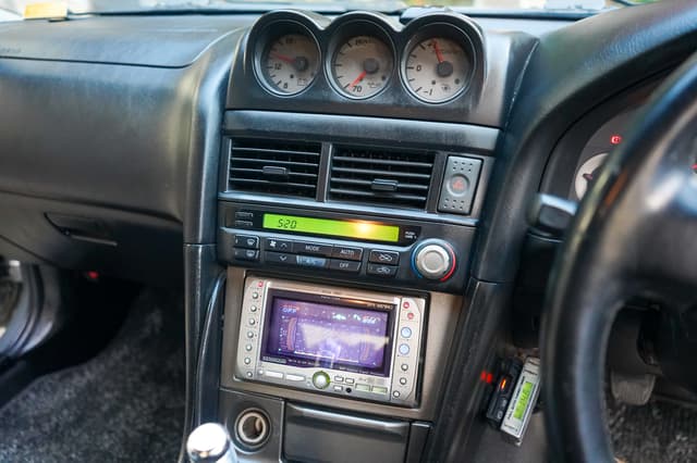 2000 Nissan Skyline JDM car for sale — photo 17 of 24