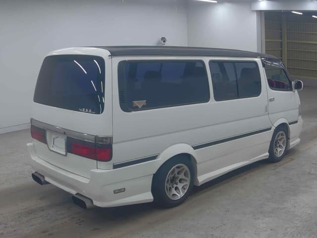 1996 Toyota HiAce JDM car for sale — photo 2 of 5