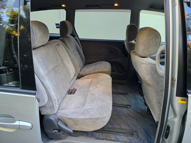 2001 Toyota Estima JDM car for sale — photo 12 of 14