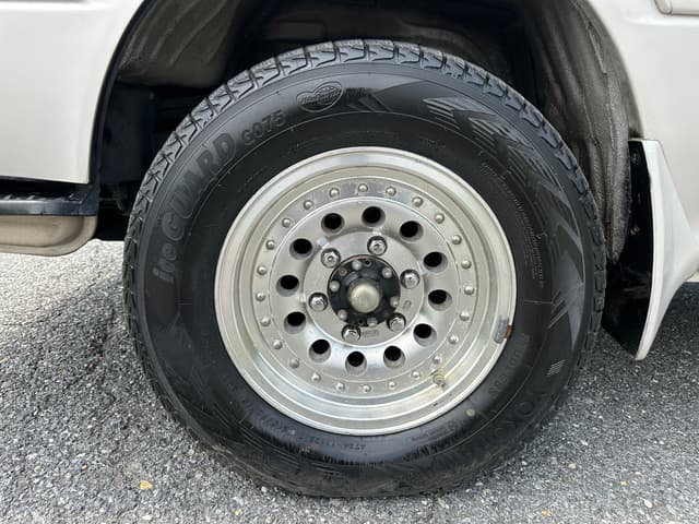 1998 Toyota HiAce JDM car for sale — photo 17 of 18