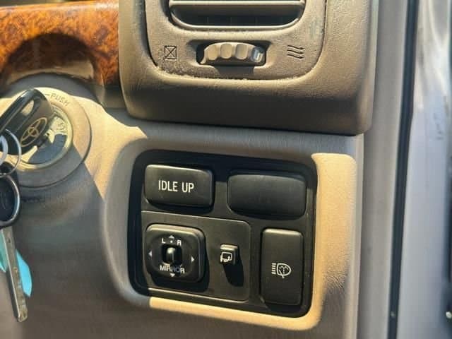 2000 Toyota Land Cruiser JDM car for sale — photo 6 of 9