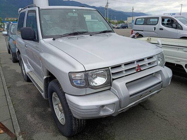1997 Mitsubishi Pajero JDM car for sale — photo 4 of 6