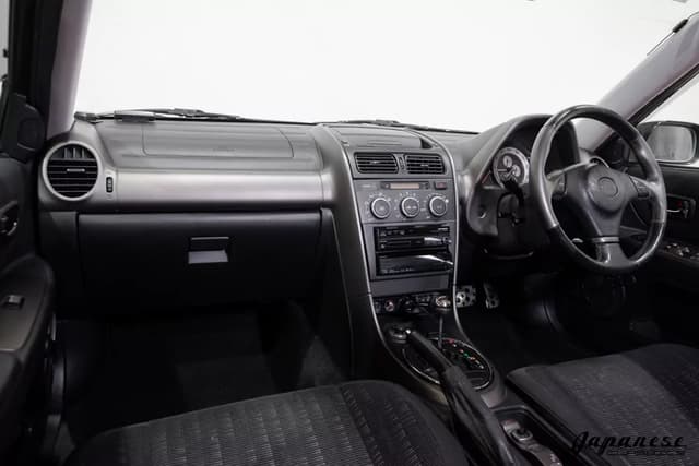 2000 Toyota Altezza JDM car for sale — photo 9 of 25