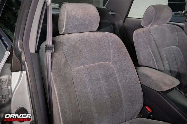 1997 Toyota Crown JDM car for sale — photo 15 of 24