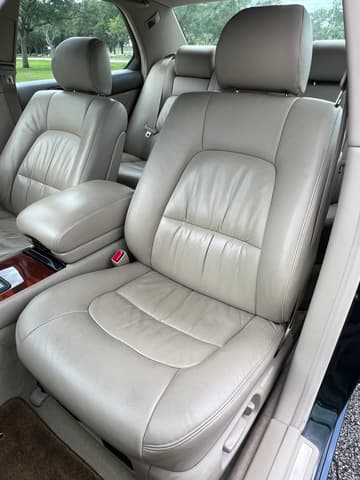 1995 Toyota Celsior JDM car for sale — photo 17 of 25