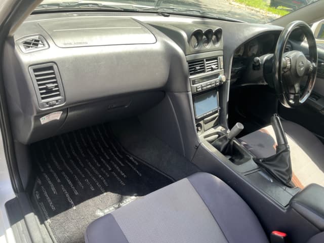 1998 Nissan Skyline JDM car for sale — photo 13 of 16