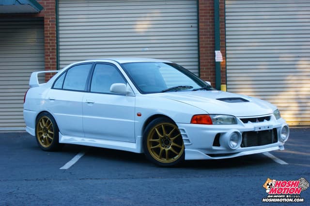 1995 Mitsubishi Lancer Evolution JDM car for sale — photo 2 of 16