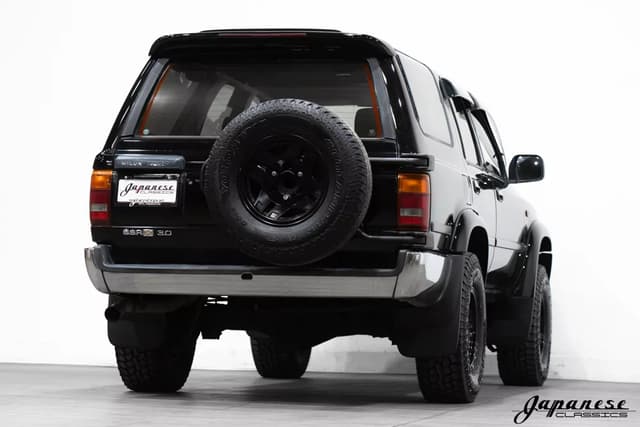 1995 Toyota Hilux Surf JDM car for sale — photo 8 of 25