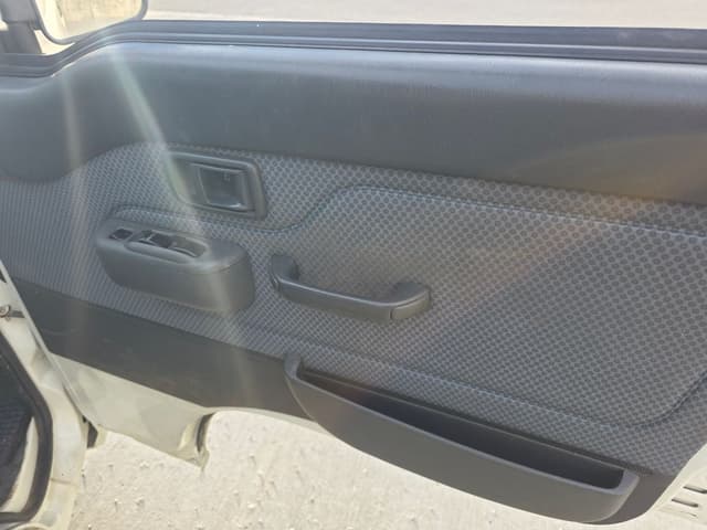 2009 Daihatsu Hijet JDM car for sale — photo 13 of 15
