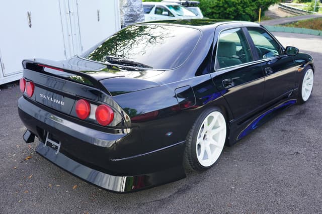 1996 Nissan Skyline JDM car for sale — photo 5 of 25