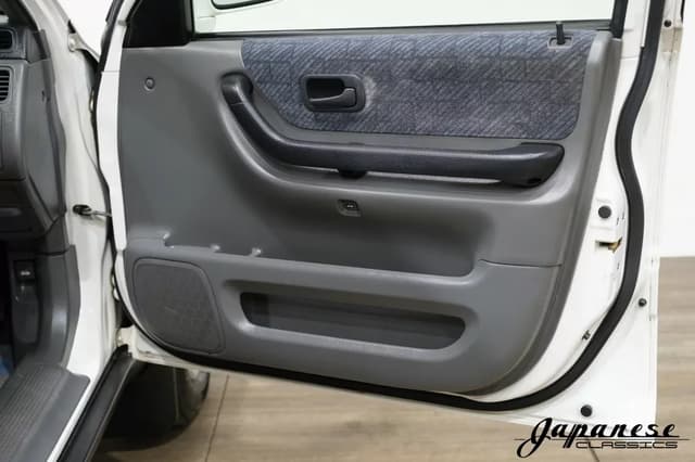 1997 Honda CR-V JDM car for sale — photo 20 of 25