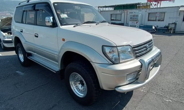 2000 Toyota Land Cruiser Prado JDM car for sale — photo 2 of 18