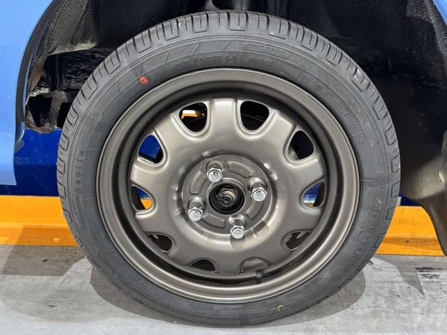 2001 Daihatsu Hijet JDM car for sale — photo 23 of 25