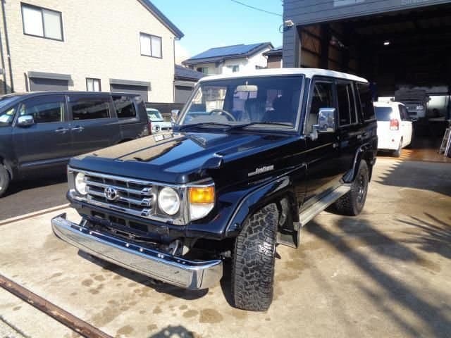 1995 Toyota Land Cruiser JDM car for sale — photo 5 of 9