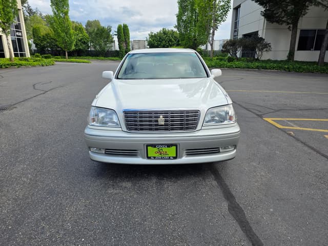 1999 Toyota Crown JDM car for sale — photo 2 of 14